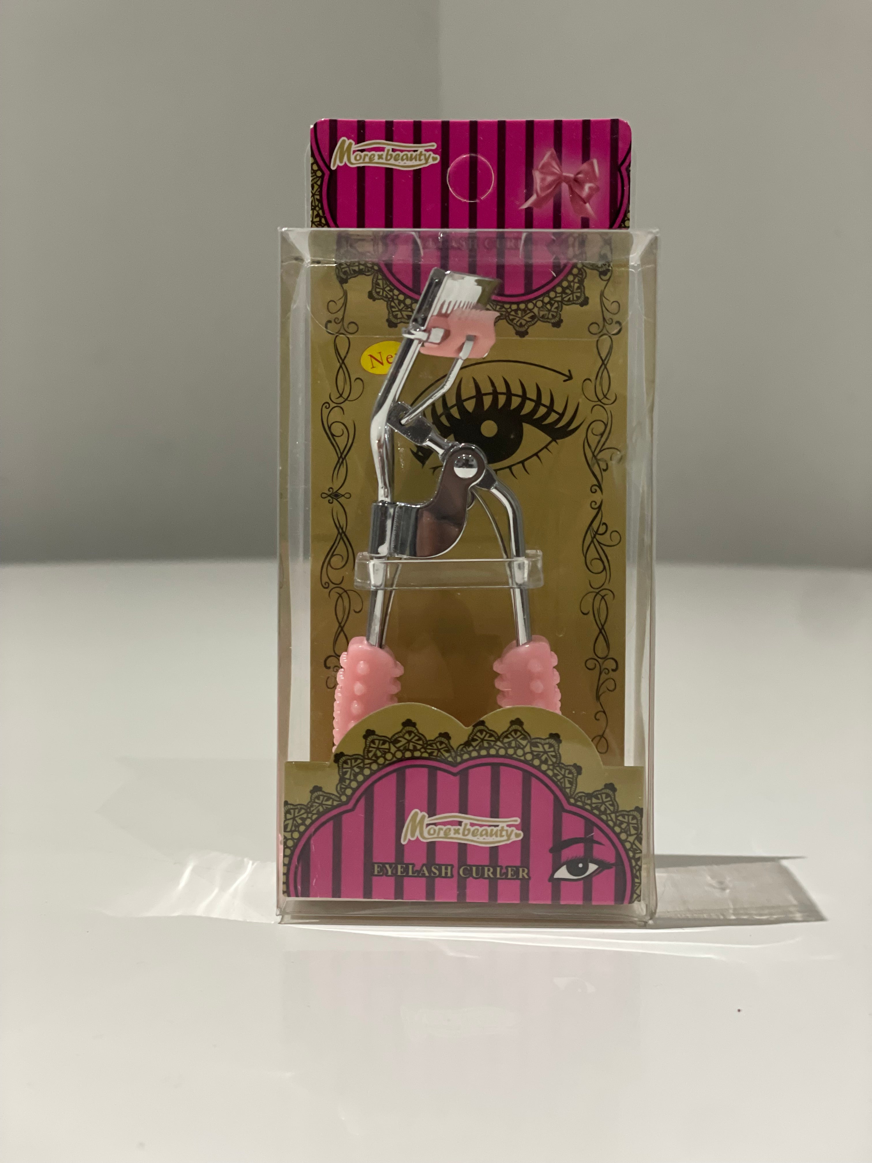 Eyelash Curler w/ Textured Grip – 11 cm, Soft Silicone handle