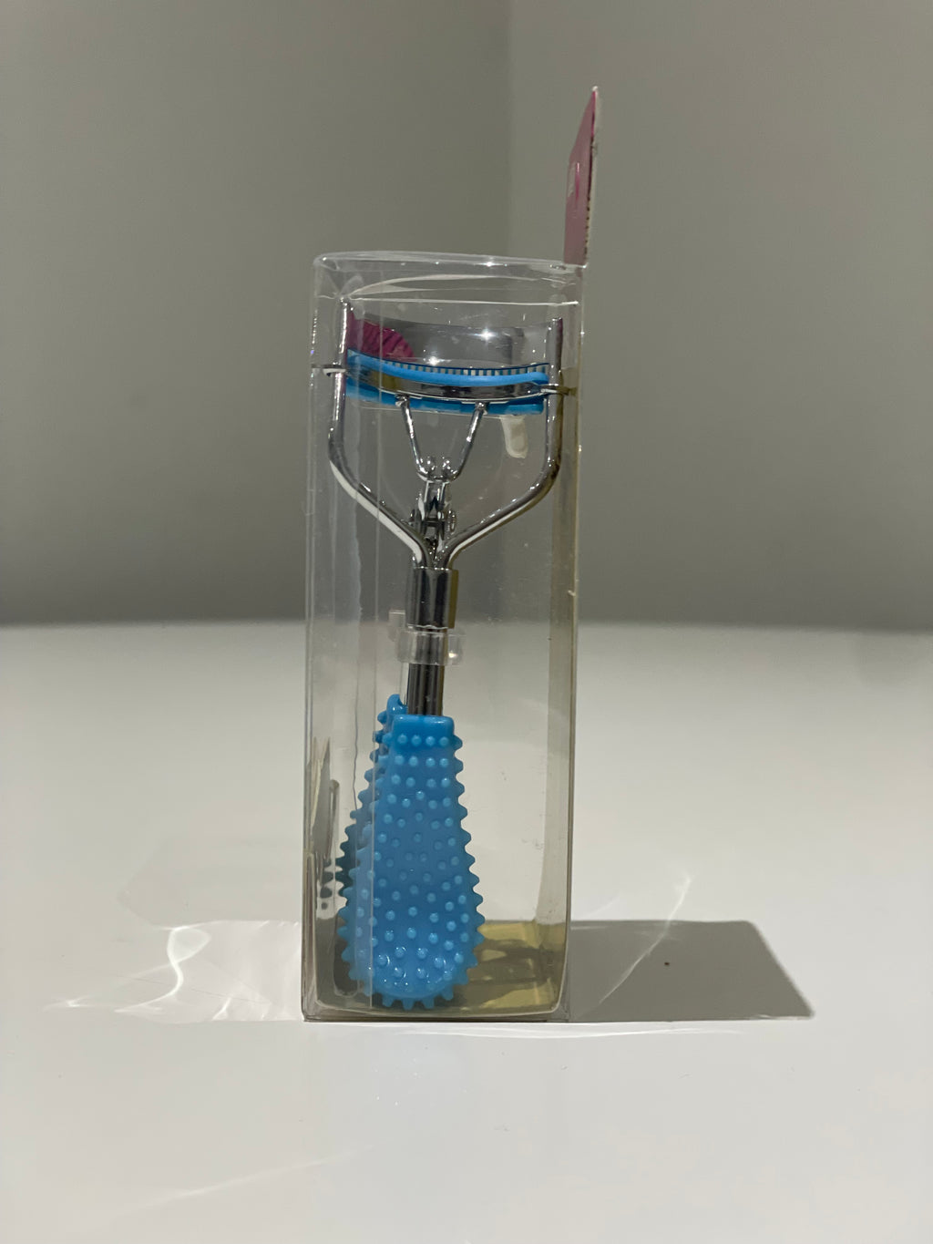 Eyelash Curler w/ Textured Grip – 11 cm, Soft Silicone handle