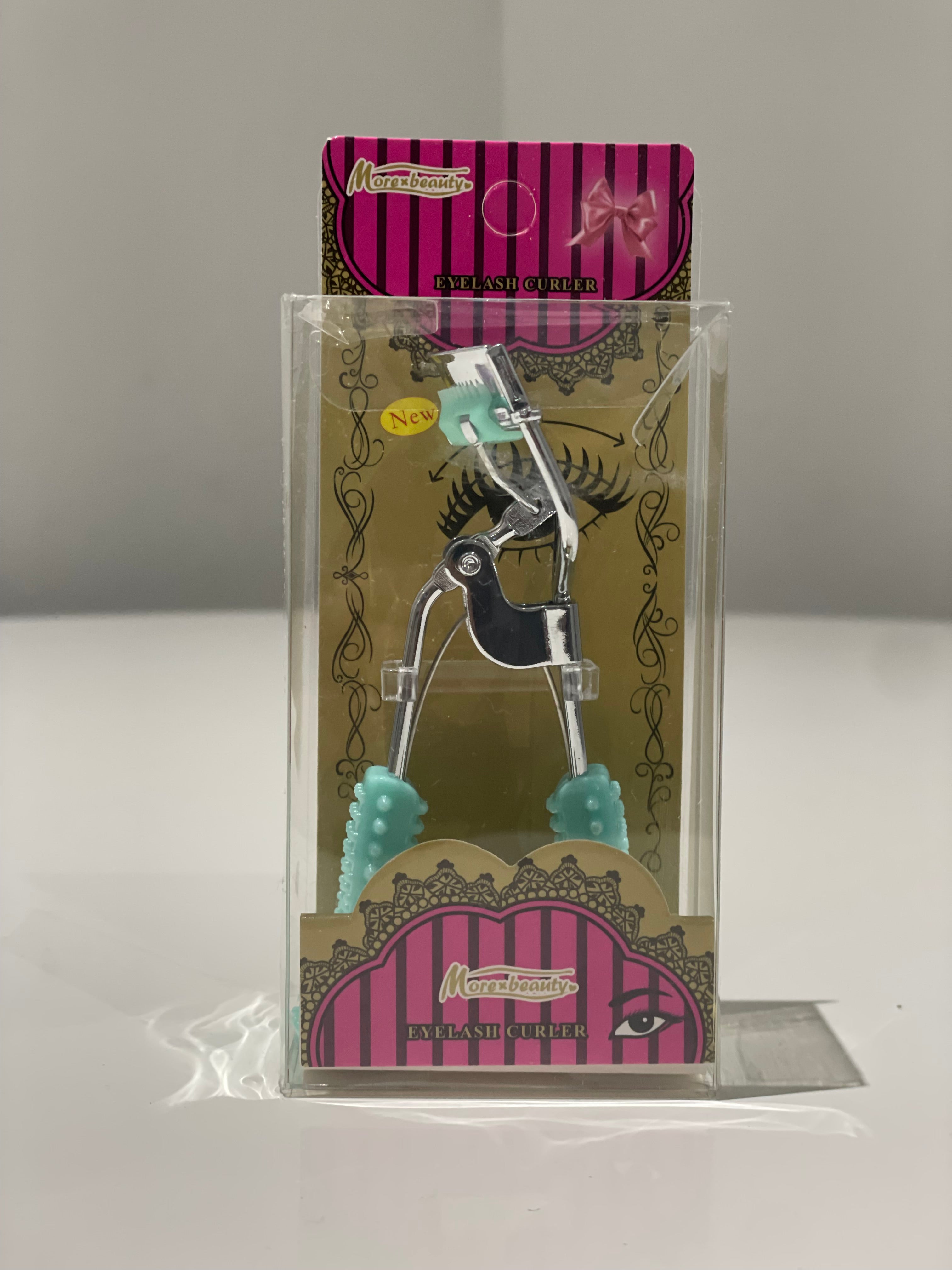 Eyelash Curler w/ Textured Grip – 11 cm, Soft Silicone handle