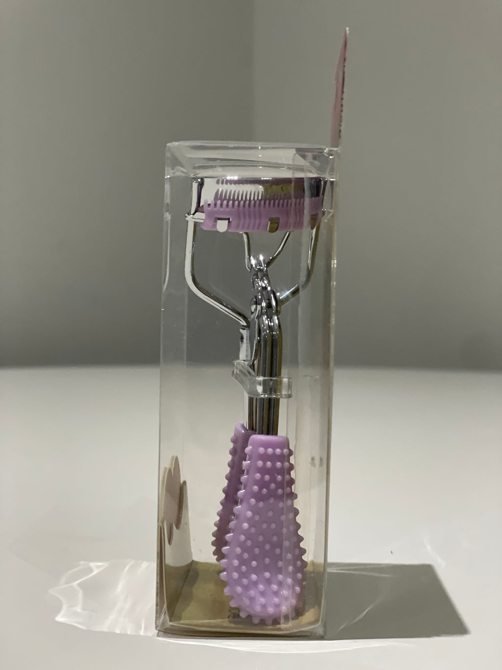 Eyelash Curler w/ Textured Grip – 11 cm, Soft Silicone handle