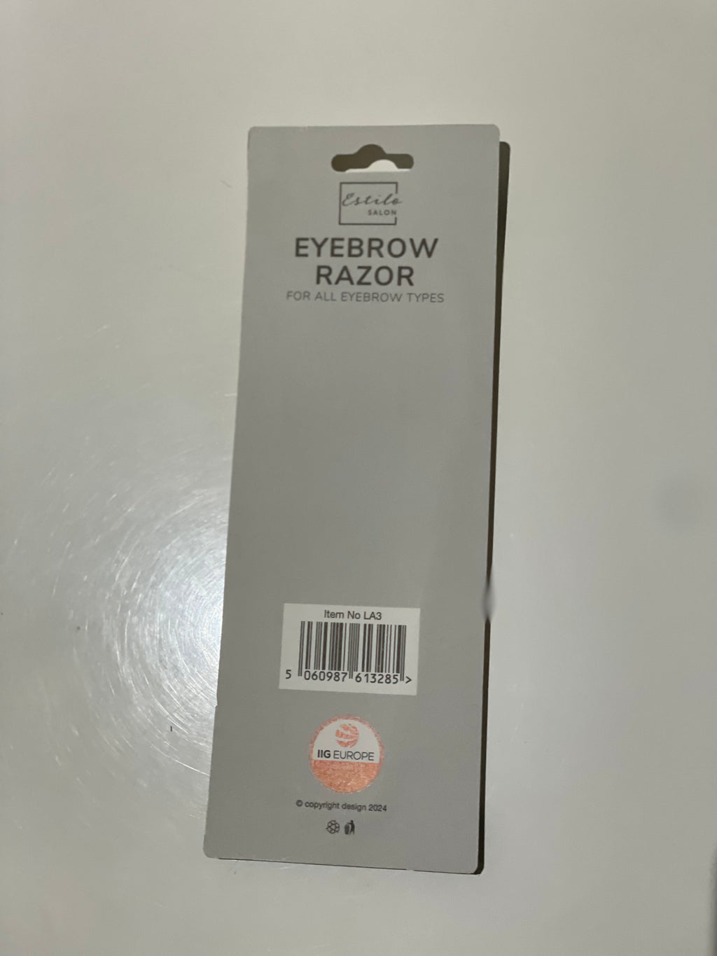 Disposable Eyebrow Razor 3-Pack – Dermaplaning Face Shaver, Peach Fuzz Remover