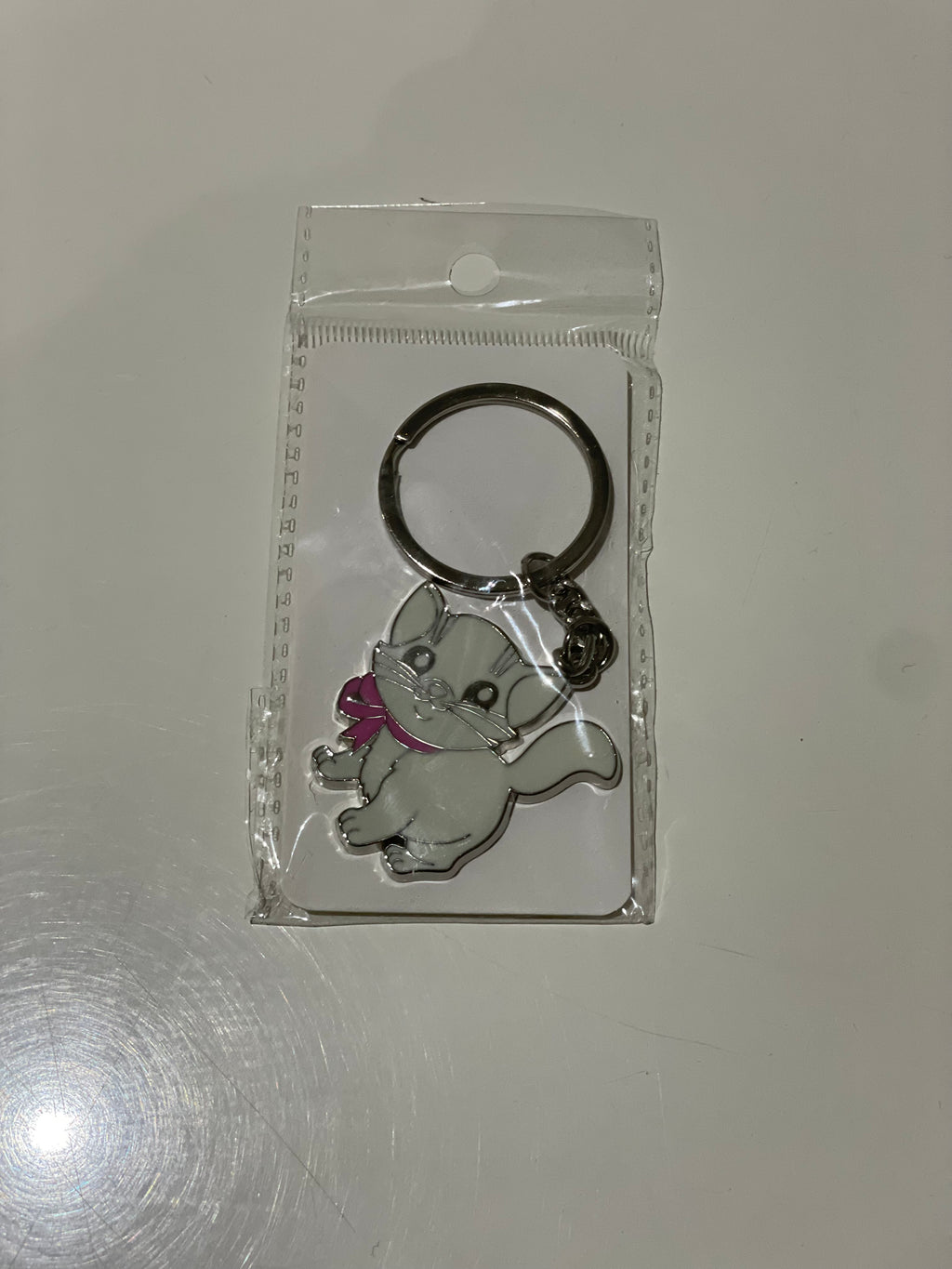 Metal Cat w/ Ribbon Keychain 10 cm – Enamel Heart Charm (Assorted Colours)